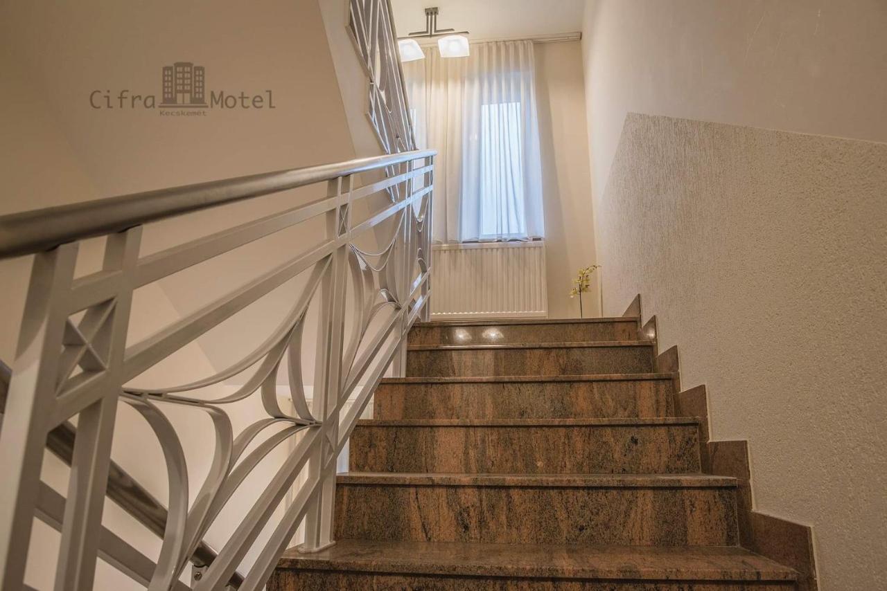 Cifra Motel Κεσκεμέτ Εξωτερικό φωτογραφία